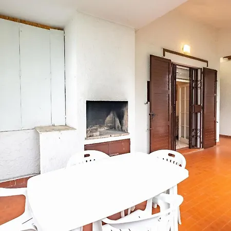 Nettes Ferienhaus In Mit Grossem Garten